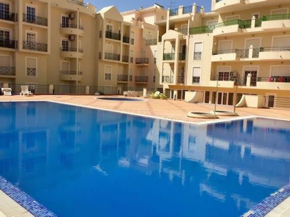 Da Ponte Flats - Armacao De Pera Orange Apt Dış mekan fotoğraf